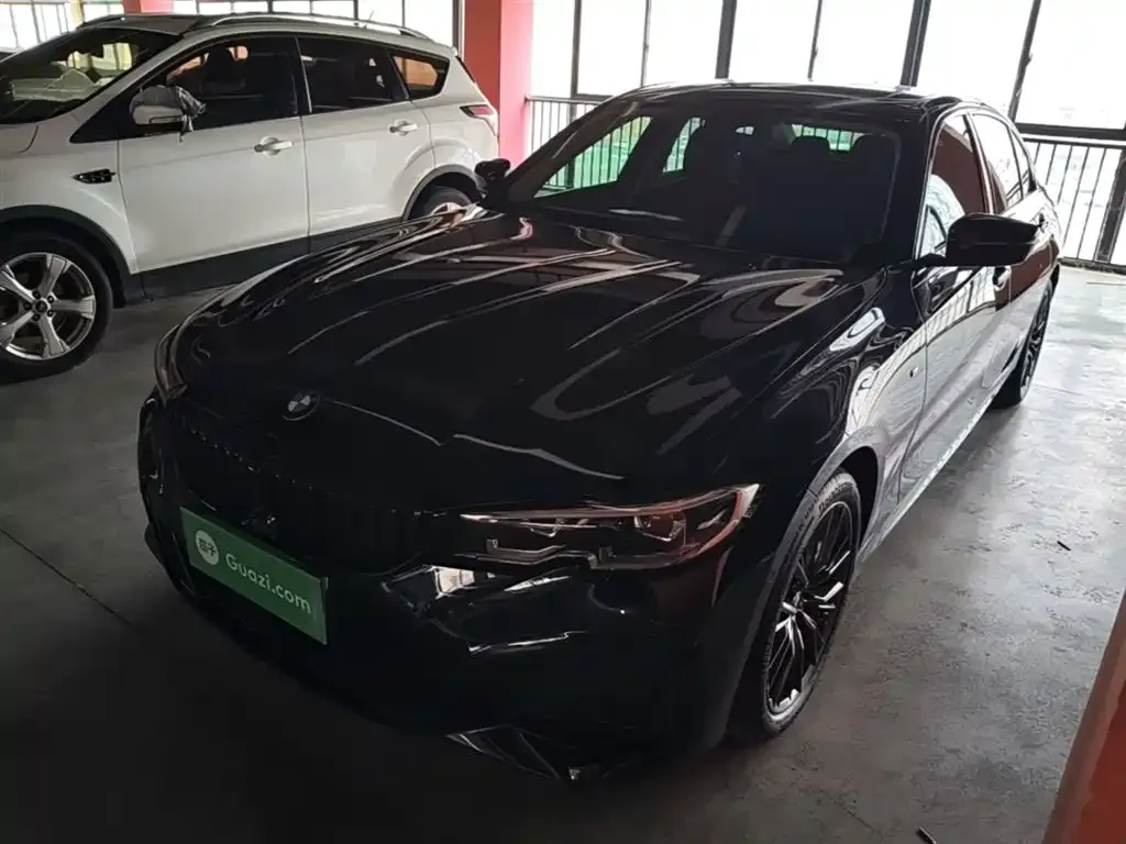 BMW 3 Series — фото 1