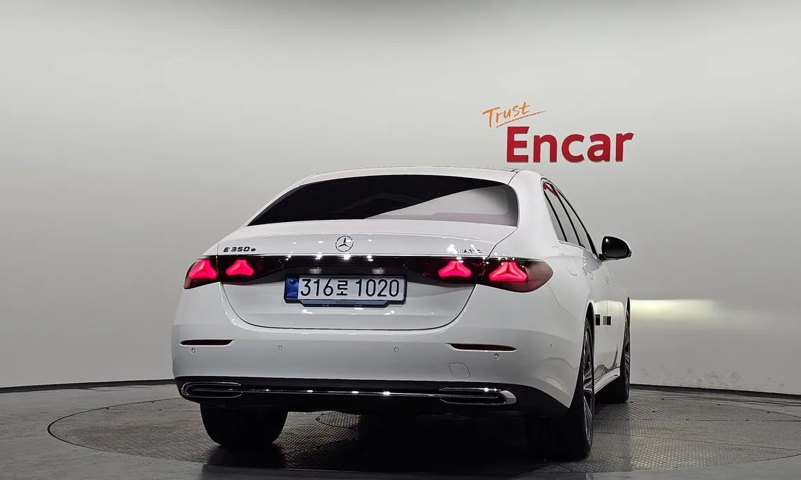 Mercedes-Benz E-Class 2025 из KR, фото 4