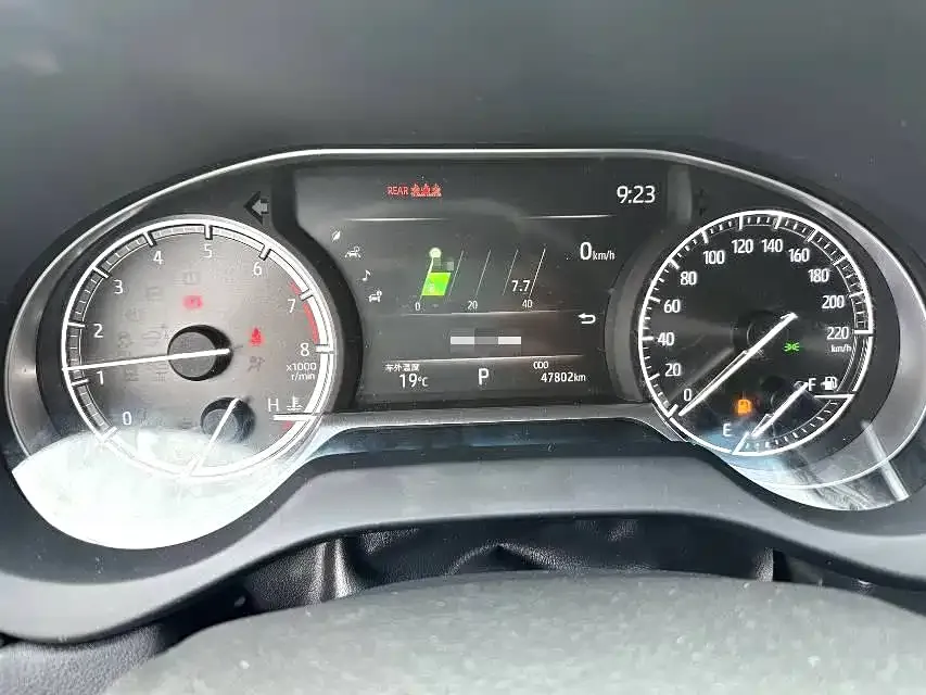 Toyota Venza 2023 из CN, фото 8