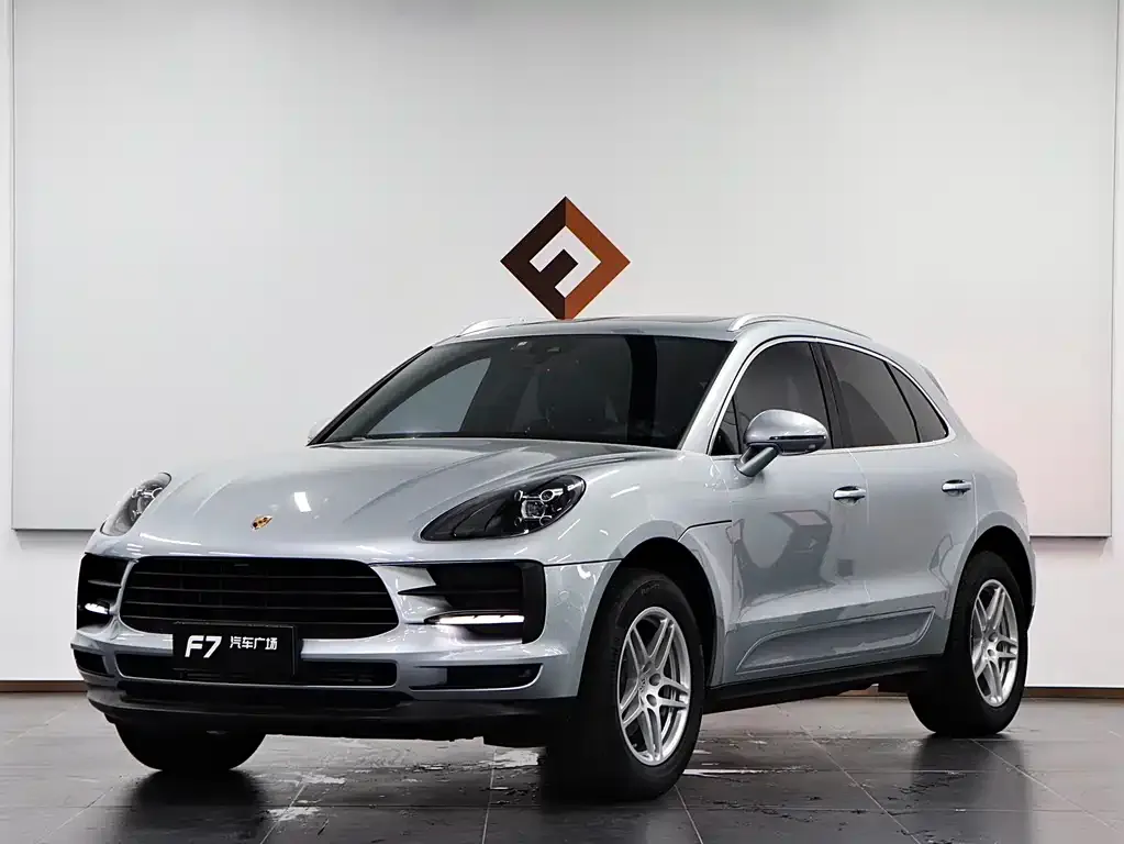 Porsche Macan — фото 1