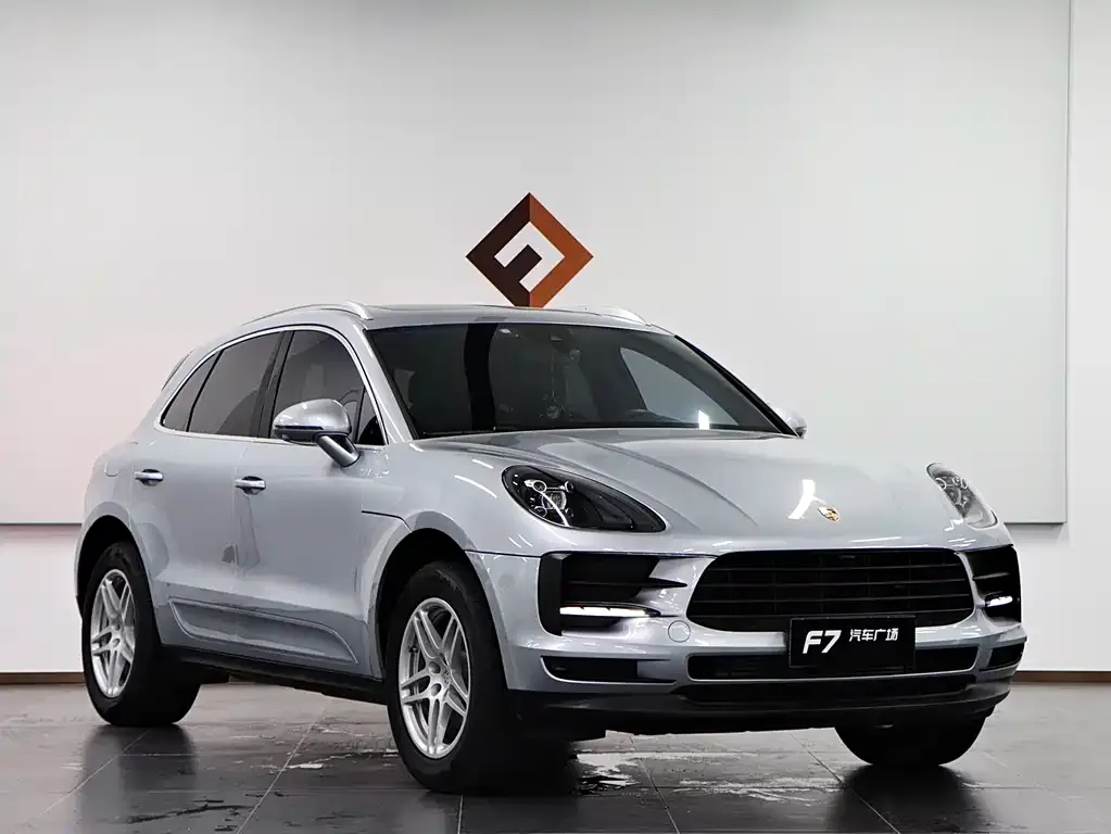 Porsche Macan — фото 9