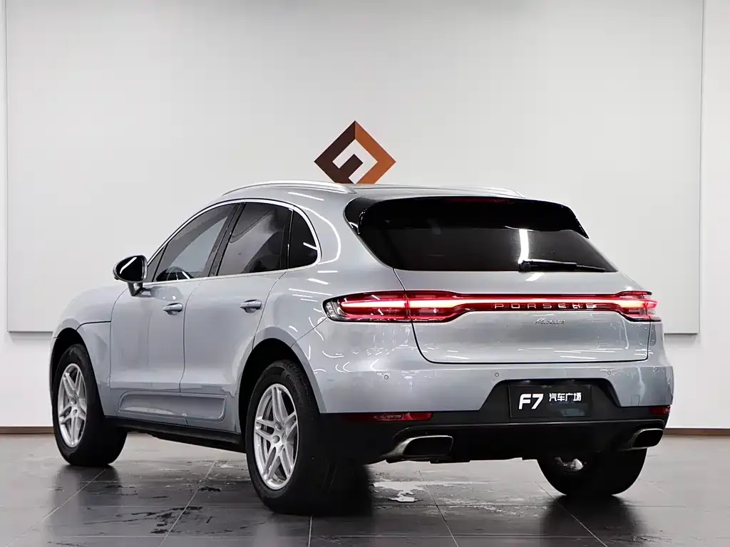 Porsche Macan — фото 3