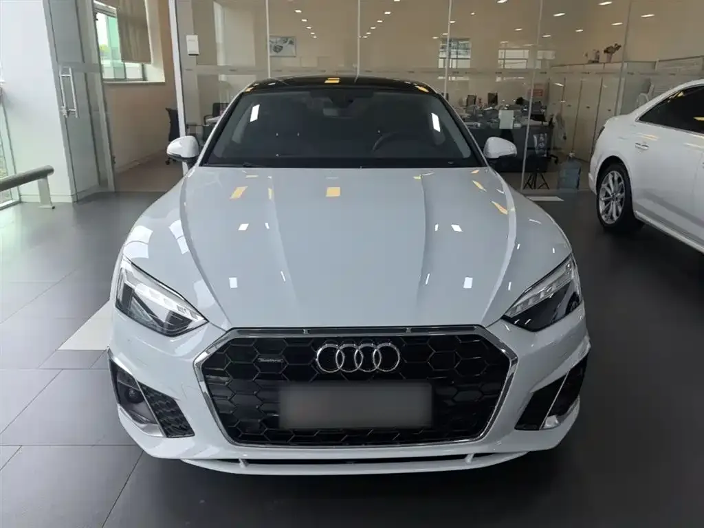 Audi A5 (Import) — фото 3