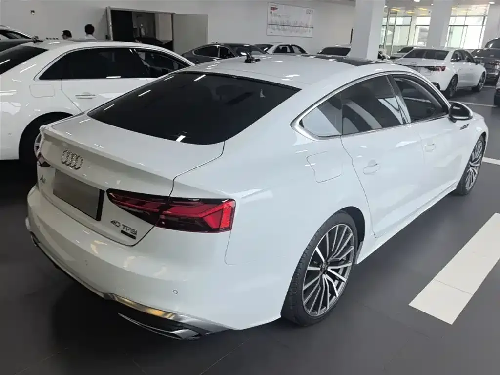 Audi A5 (Import) — фото 7