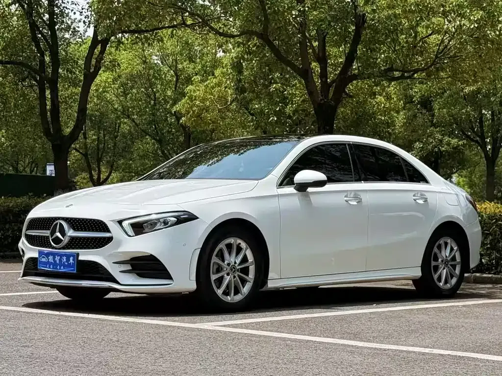 Mercedes-Benz A-Class — фото 1