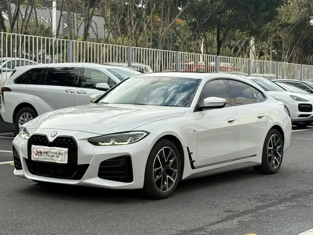 BMW 4 Series 2022 из CN, фото 6