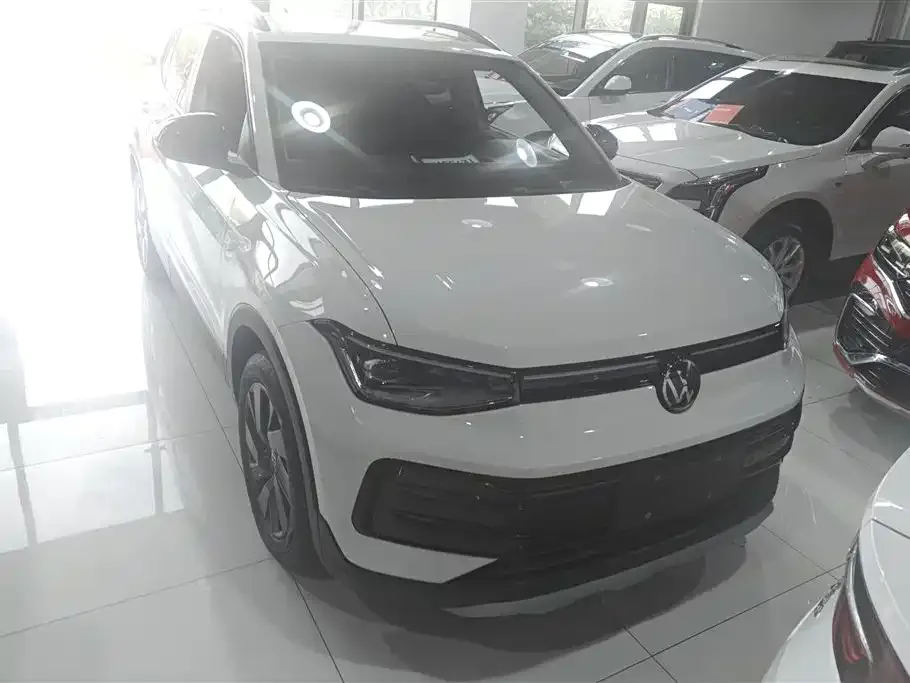 Volkswagen Tharu — фото 4