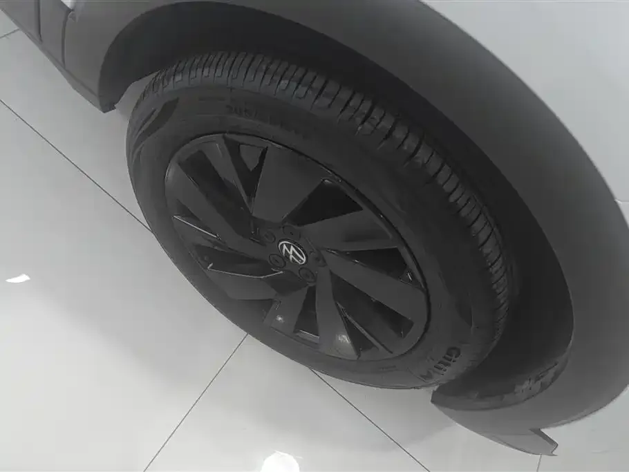 Volkswagen Tharu — фото 5