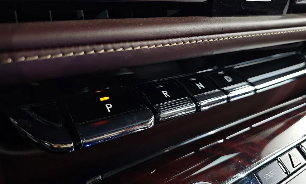 Lincoln Aviator 2023 из KR, фото 4