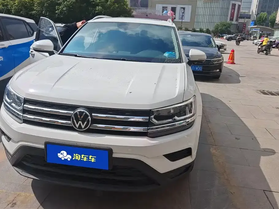 Volkswagen Tharu — фото 3