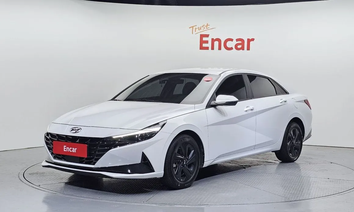 Hyundai AVANTE 2023 из KR, фото 1