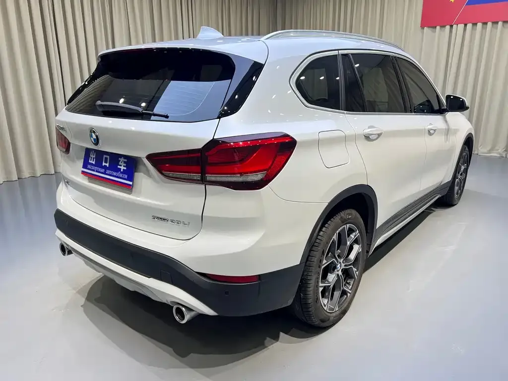 BMW X1 — фото 7