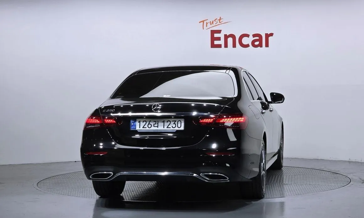 Mercedes-Benz E-Class 2023 из KR, фото 4
