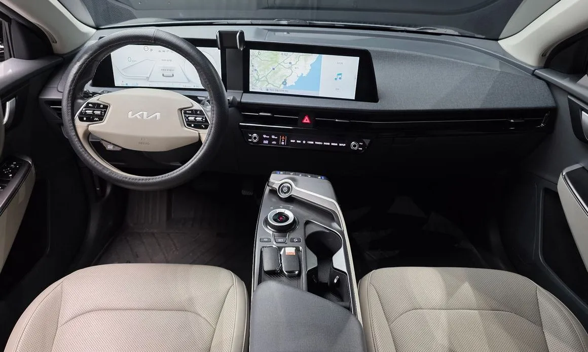 Kia EV6 2023 из KR, фото 7