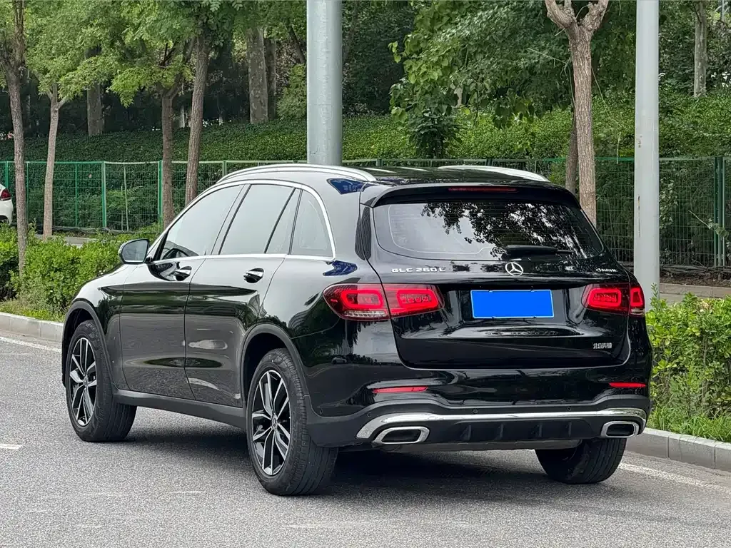 Mercedes-Benz GLC — фото 10