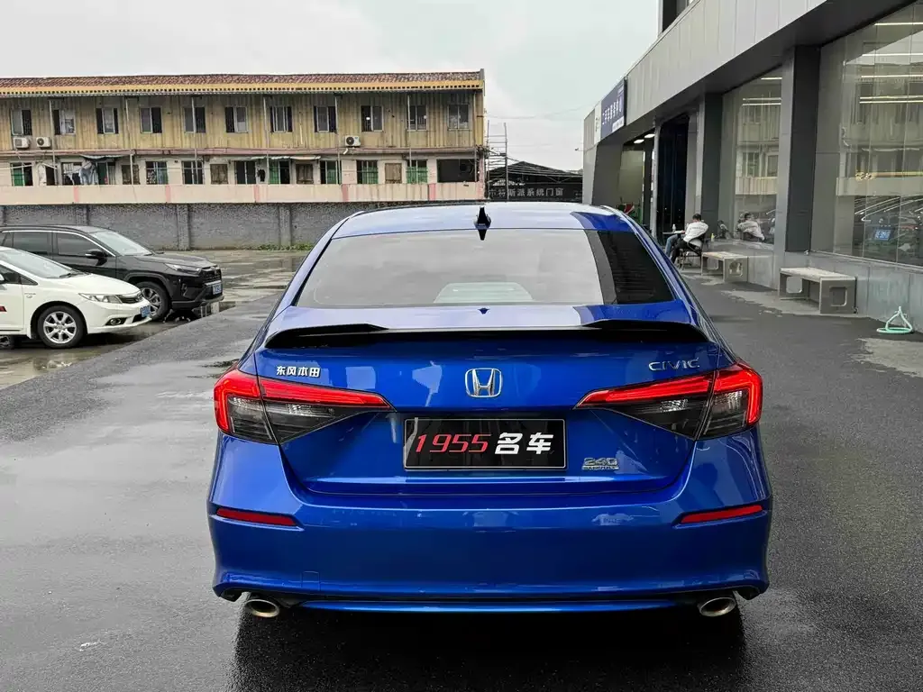 Honda Civic — фото 7