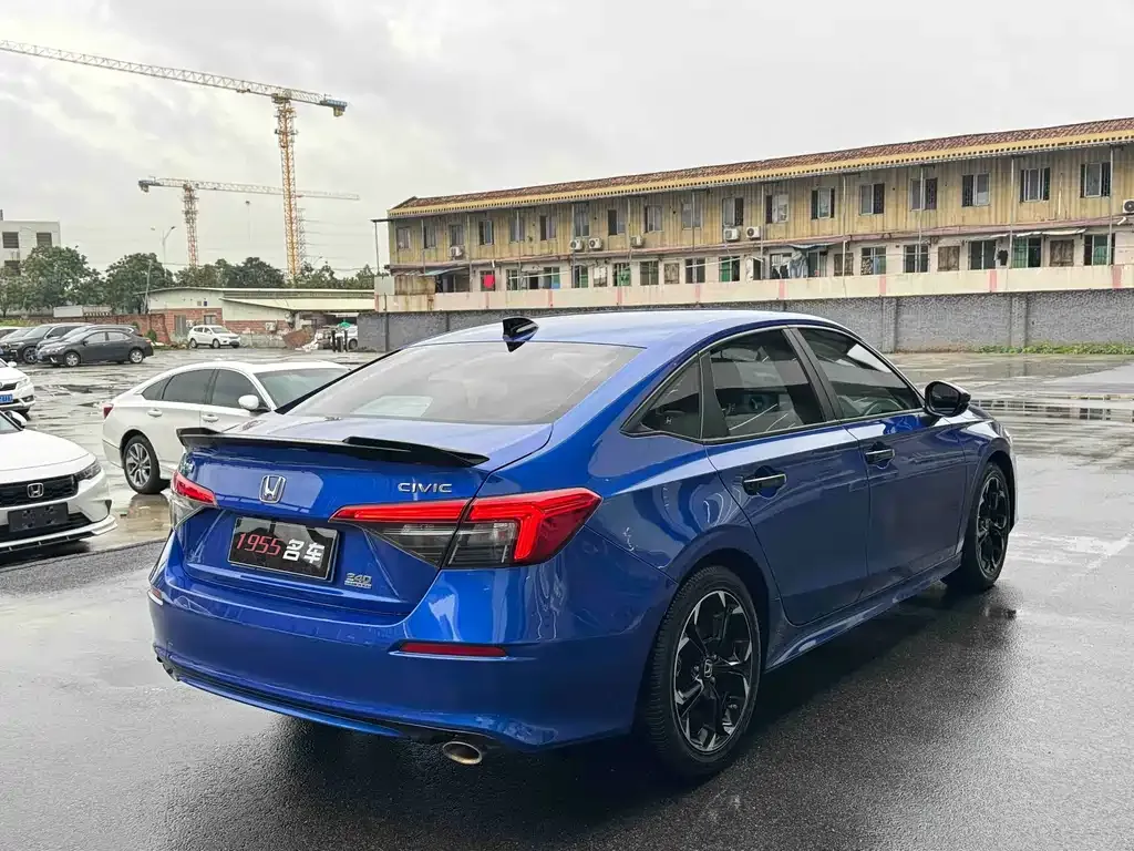 Honda Civic — фото 6