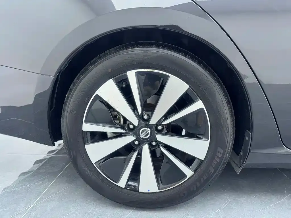 Nissan Teana — фото 3