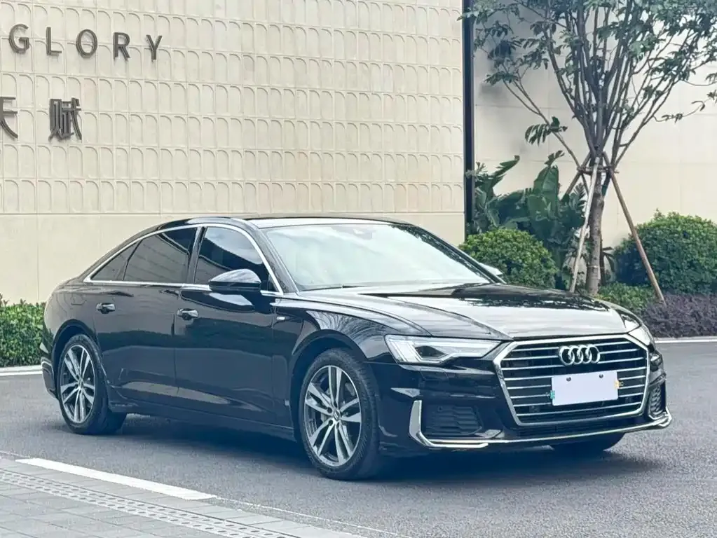Audi A6L — фото 2
