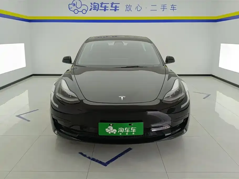 Tesla Model 3 — фото 4