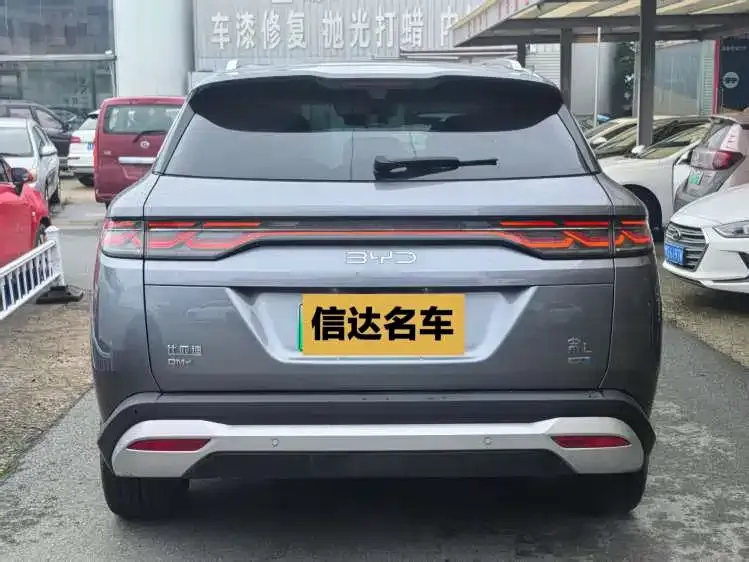 BYD L DM-i — фото 6