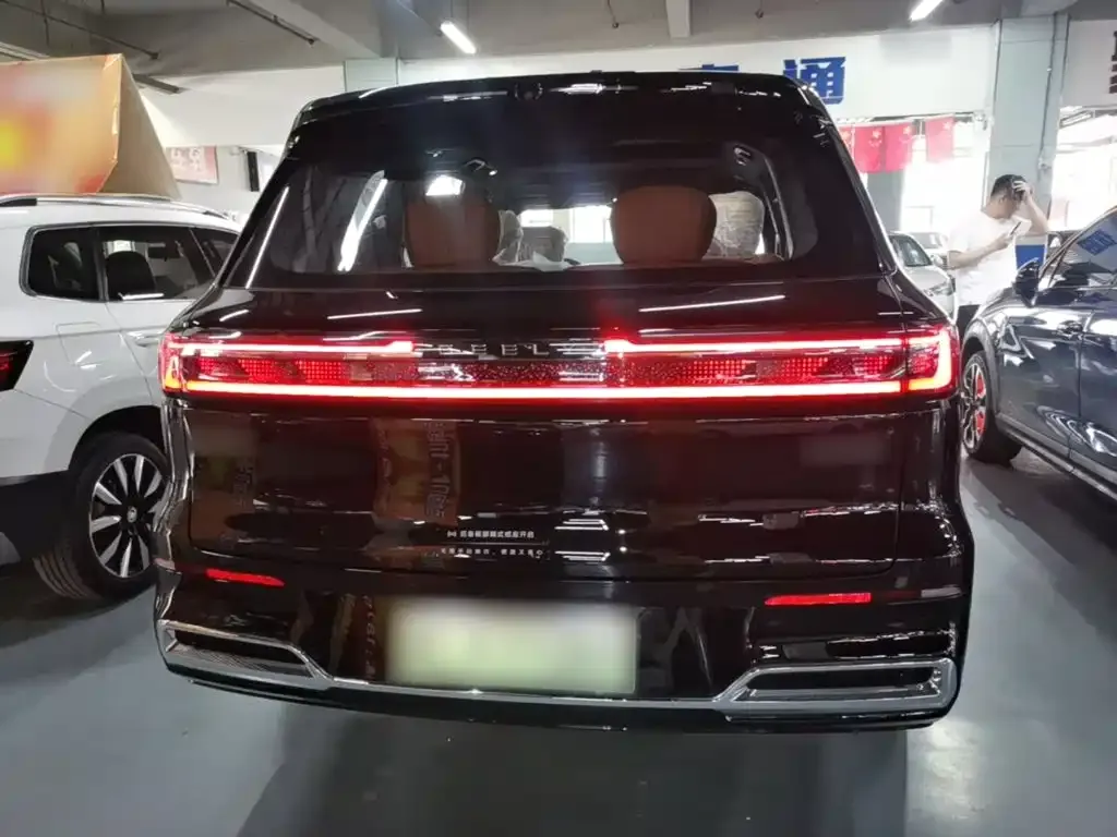 Geely Galaxy M9 — фото 6