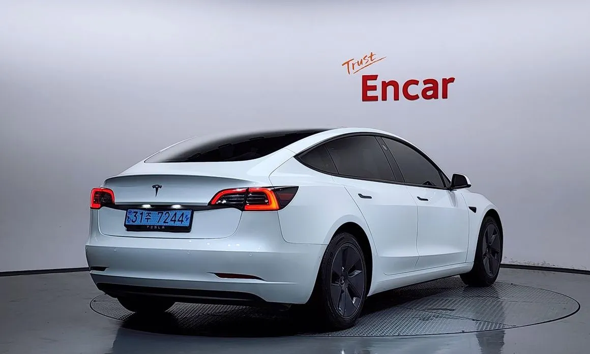 Tesla Model 3 2022 из KR, фото 4