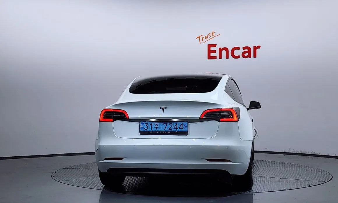 Tesla Model 3 2022 из KR, фото 8