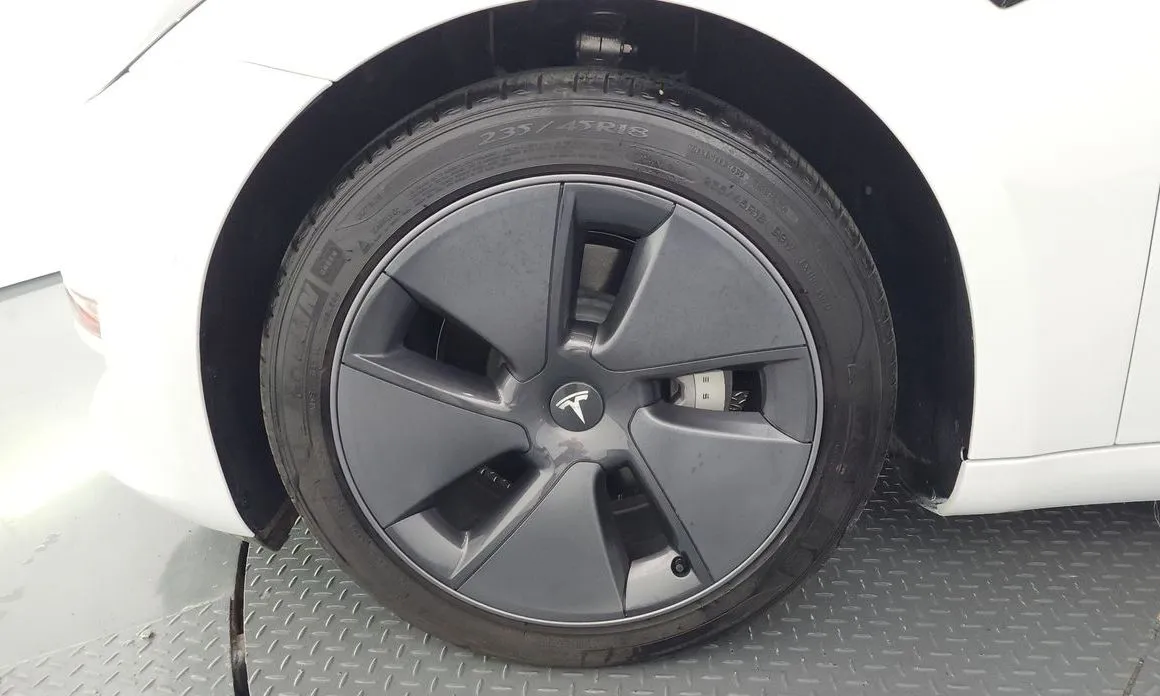 Tesla Model 3 2022 из KR, фото 6