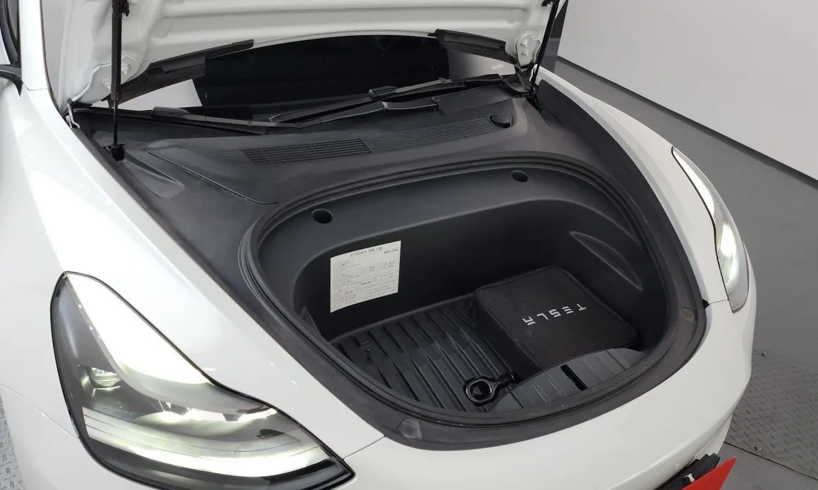 Tesla Model 3 2022 из KR, фото 7