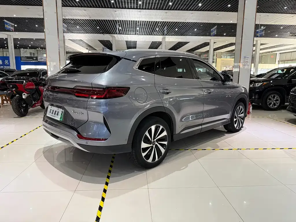 BYD PLUS New Energy — фото 7