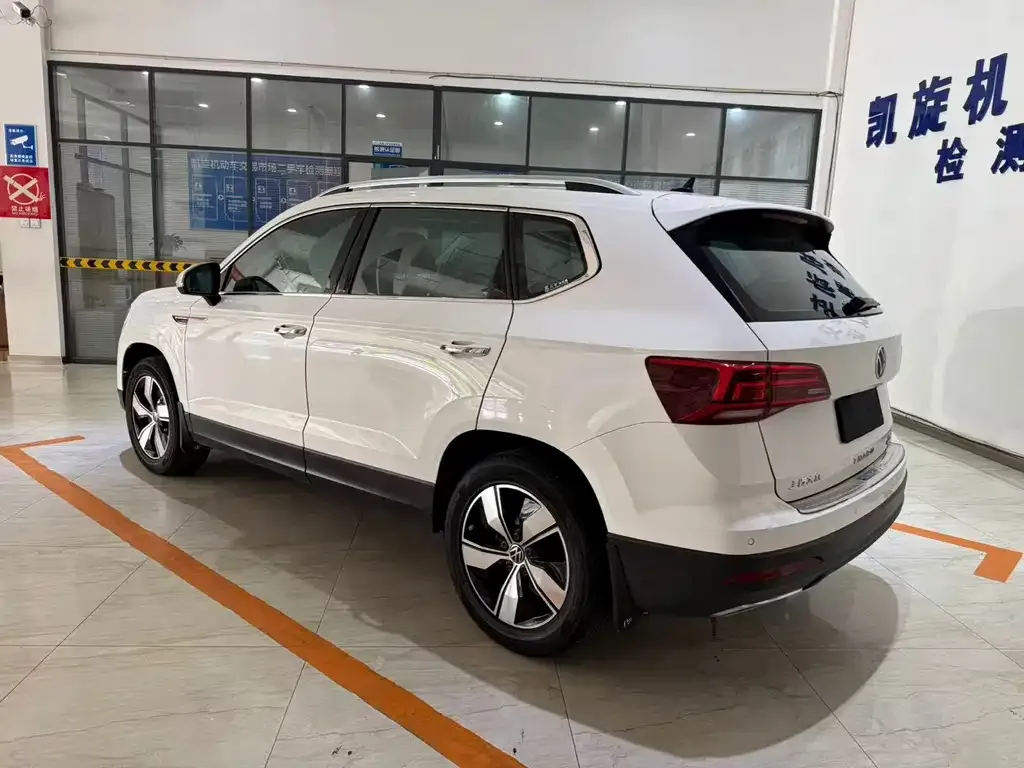 Volkswagen Tharu — фото 10