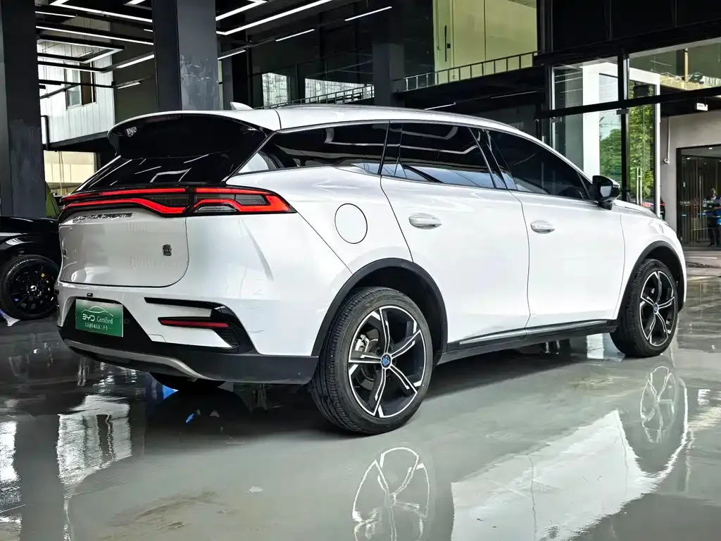BYD Tang New Energy — фото 3