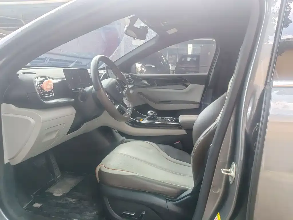 BYD Qin PLUS 2023 из CN, фото 9