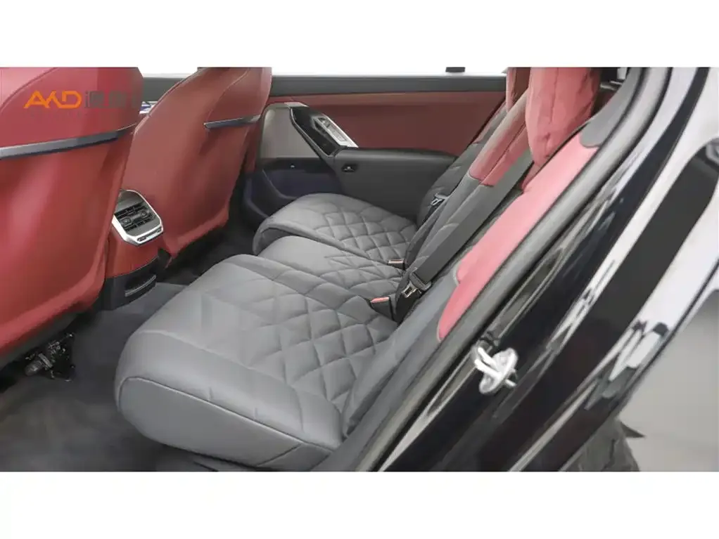 BMW 7 Series 2024 из CN, фото 2