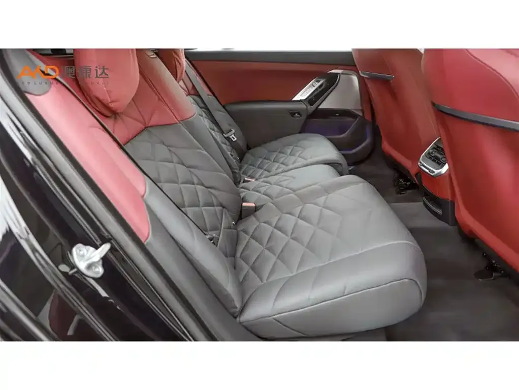 BMW 7 Series 2024 из CN, фото 7
