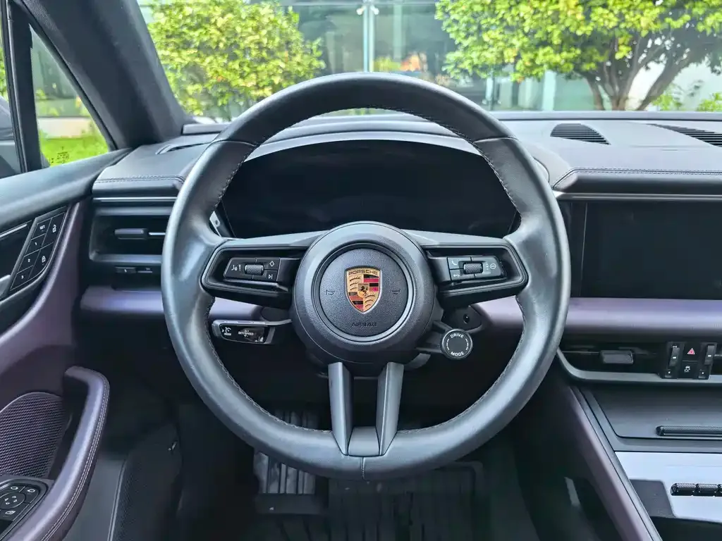 Porsche Macan EV 2025 из CN, фото 7