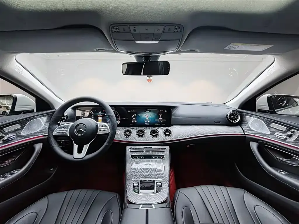 Mercedes-Benz CLS — фото 7