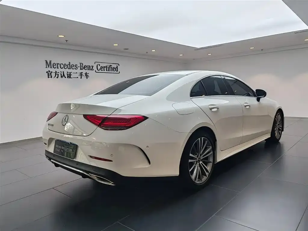 Mercedes-Benz CLS — фото 6