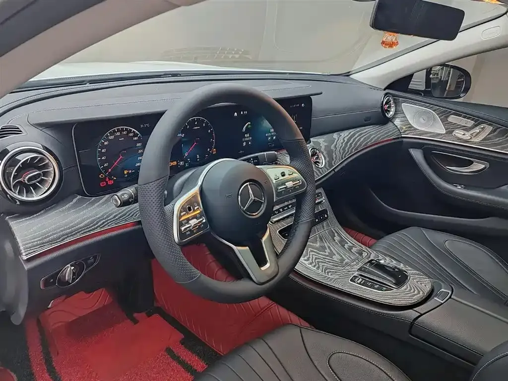 Mercedes-Benz CLS — фото 3