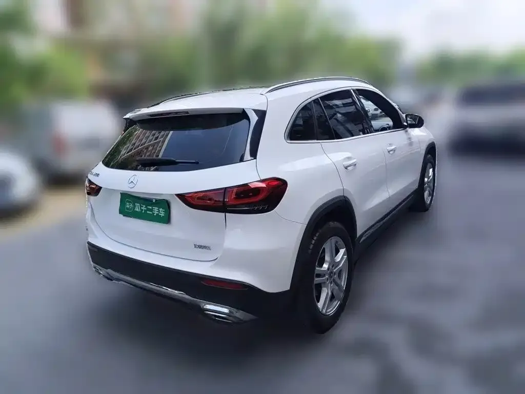 Mercedes-Benz GLA — фото 4