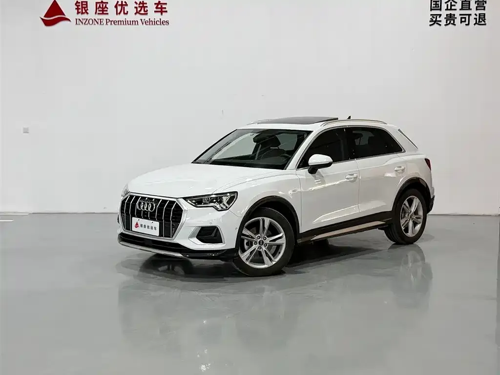 Audi Q3 — фото 1