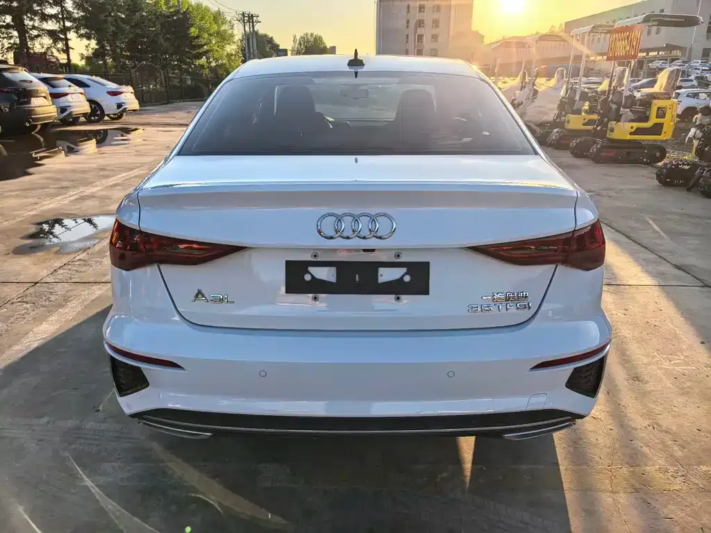Audi A3 — фото 2