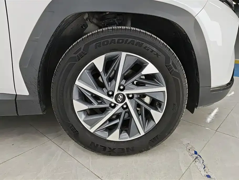 Hyundai Tucson 2024 из CN, фото 4
