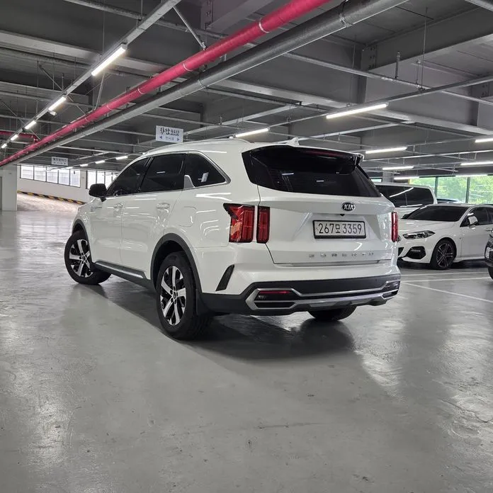 Kia Sorento — фото 5