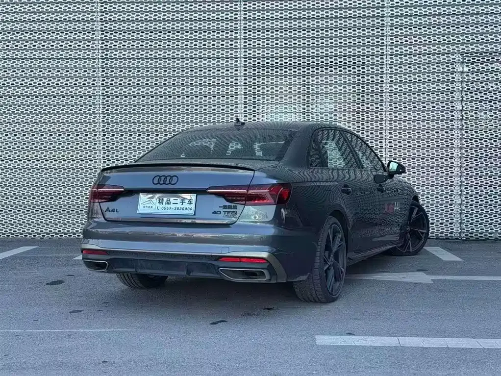 Audi A4L — фото 5