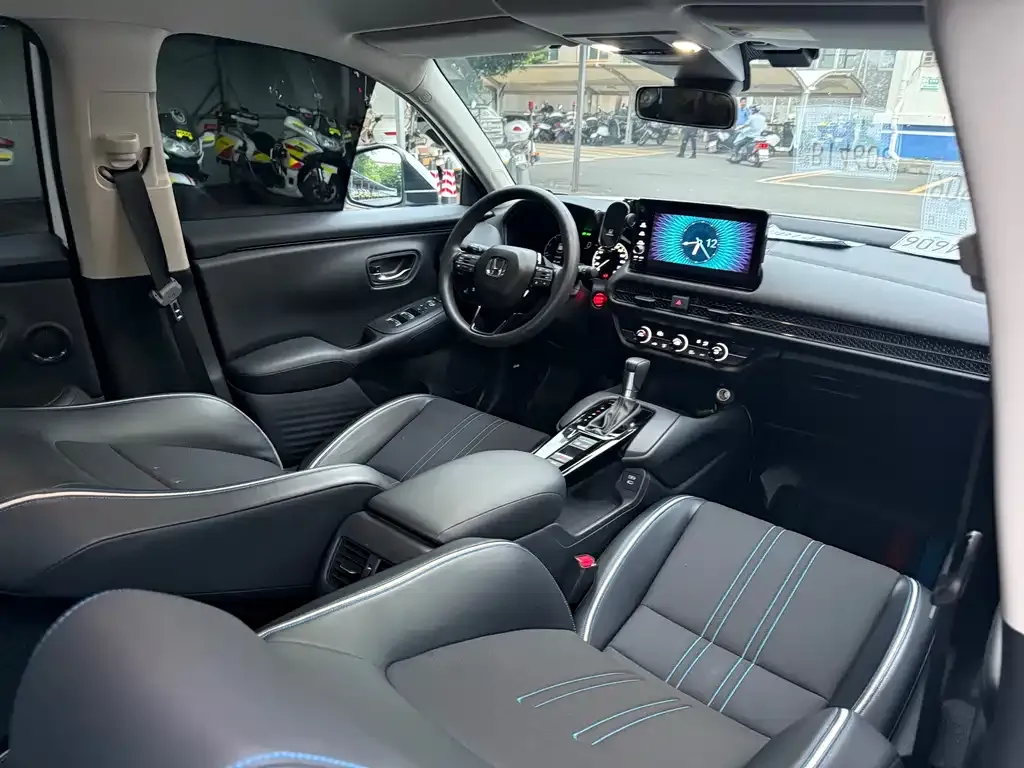 Honda HR-V 2023 из CN, фото 2