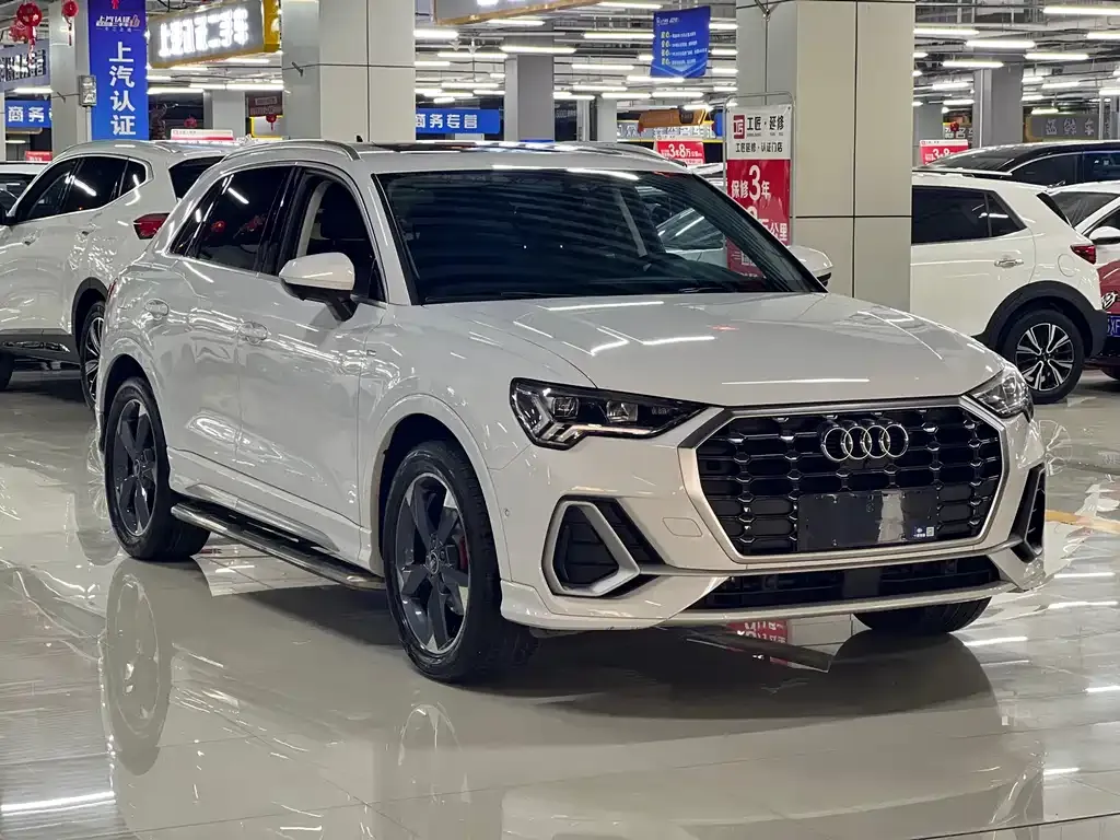 Audi Q3 — фото 5