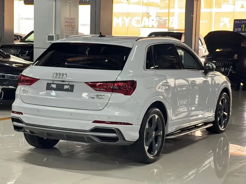 Audi Q3 — фото 3