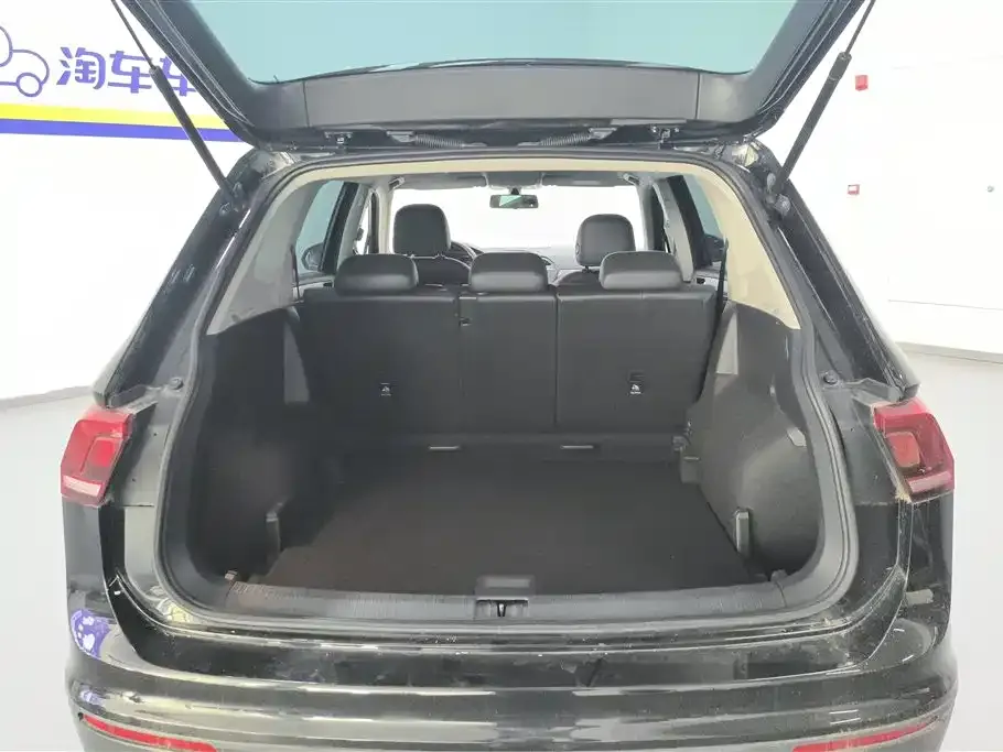 Volkswagen Tiguan L 2021 из CN, фото 3